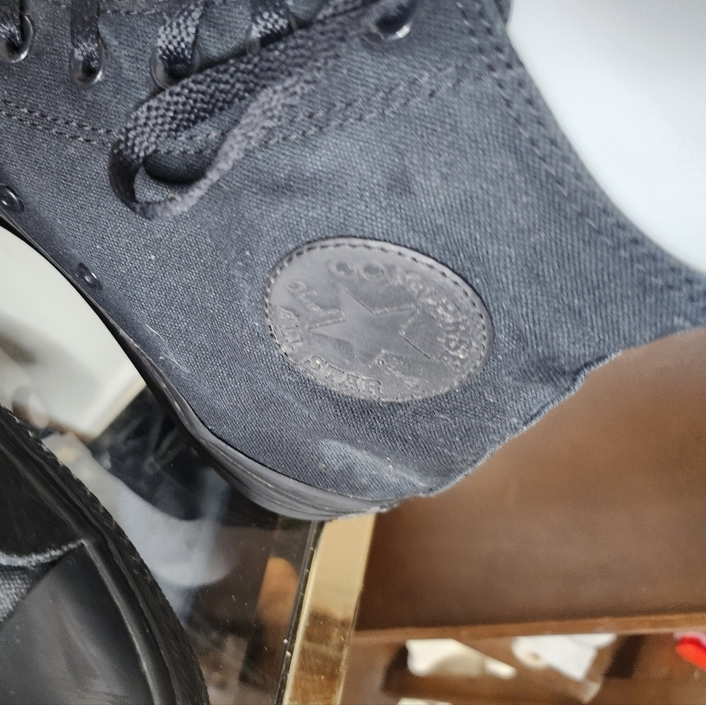 VINTAGE Chuck Taylor Converse Sneakers UNISEX!!! - Picture 6 of 11